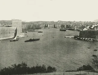 Vista del puerto, Marsella, Francia, 1895