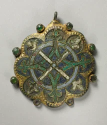Colgante de arnés, 1200s