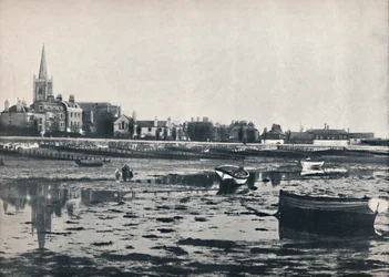 Harwich - La playa en marea baja, 1895