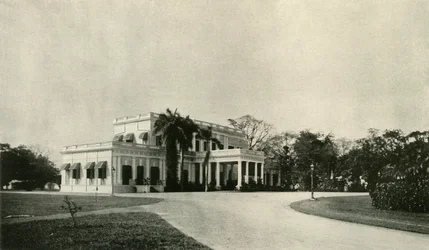Casa Hastings, 1924, 1925