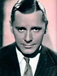 Herbert Marshall, actor británico de cine y teatro, 1934-1935