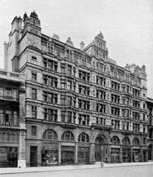 Fachada de Holborn del Banco Birkbeck, Londres, 1904