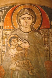 Monasterio copto de la Santa Virgen y San Juan Kame: fresco de María amamantando a Jesús, Egipto