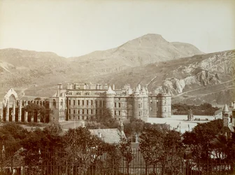 Palacio de Holyrood, Edimburgo, Escocia, 1887