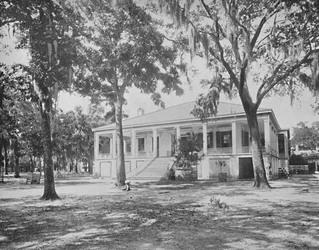 Hogar de Jefferson Davis, Beauvoir, Luisiana, c. 1897