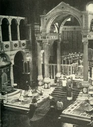 En la Catedral de Westminster, c1948
