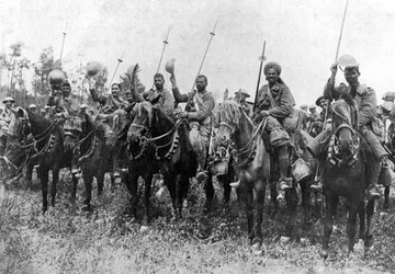 Caballería india después de su carga, Somme, Francia, Primera Guerra Mundial, 14 de julio de 1916, c. 1920