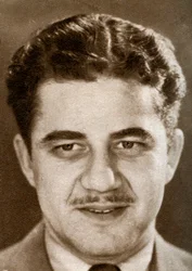 Irving Asher, productor cinematográfico y director gerente de los proyectos británicos de Warner Brothers, 1933