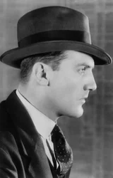 John Longden 1900-1971, actor inglés nacido en las Indias Occidentales, siglo XX