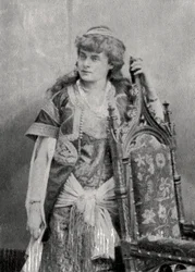 Julie Feyghine, actriz francesa, 1881