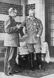 Kaiser Wilhelm II de Alemania y Federico Augusto III de Sajonia, junio 1918