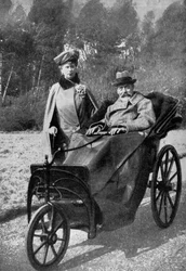 El Rey Jorge V y la Reina María en Craigwell House, Aldwick, cerca de Bognor Regis, c1930s 1936