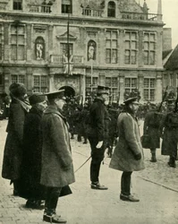 Rey Jorge V en Furnes, Bélgica, Primera Guerra Mundial, 4 de diciembre de 1914