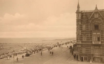 La Digue et la Plage, Paseo y la Playa, c. 1900