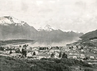 Lago Wakatipu y las montañas, Queenstown, Nueva Zelanda, 1895