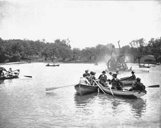 Lago en Wade Park, Cleveland, Ohio, EE.UU., c1900