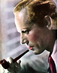 Leslie Howard, actor inglés, 1934-1935