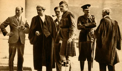 Teniente Norman Baillie-Stewart, 1933