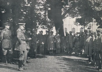Lord Kitchener dirigiéndose a pacientes indios, 20 de julio de 1915, 1939