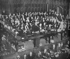Lord Kitchener haciendo un llamamiento de reclutamiento en el Guildhall, 1915