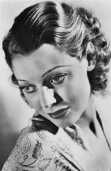 Loretta Young, actriz estadounidense, c1930s