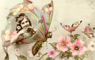 Niña en una mariposa