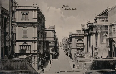 Malta - Strada Reale, c1900