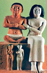Figura de hombre y mujer, estatua, Egipto