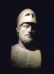 Busto retrato de mármol de Pericles, estadista ateniense (hacia 490-429 a. C.). Romano, siglo II a. C. (se dice que la escultura procede de la villa de Adriano en Tívoli, Lacio, Italia)