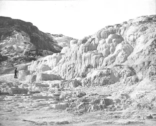 Terraza Minerva, Parque Yellowstone, EE.UU., c1900