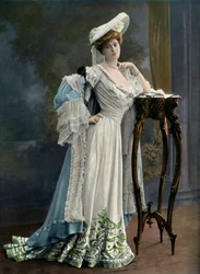 Mlle. Paule Andral - Du Théâtre Du Vaudeville - Role de Roseline Denis. - L