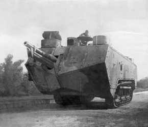 Pieza de artillería móvil, Moronvilliers, Francia, Primera Guerra Mundial, 5 de mayo de 1917