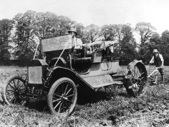 Modelo T Ford con conversión agrícola de Stephenson, Sussex