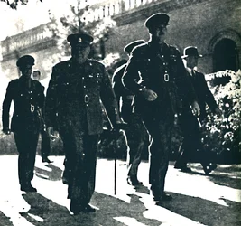 El Sr. Churchill visita Teherán, Persia, 1 de diciembre de 1943