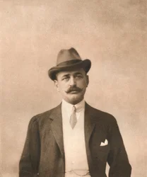 Sr. L. Newmann, 1911