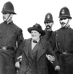 Sra. Flora Drummond, arrestada en Hyde Park, Londres, 1914, 1935