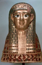 Máscara funeraria de una dama, período tardío, 1085-332 a.C.