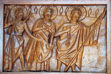 Santuario de los mártires católicos de Namugongo, Kampala. Relieve de la puerta de la iglesia, Kampala, Uganda