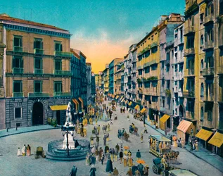 Nápoles - Via Roma, Largo Carità con Monumento a Carlo Poerio, c. 1900