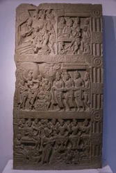 Museo Nacional de la India, Delhi. Escenas de la vida de Buda. Ikshvaku, siglo III d. C. Nagarjunakonda, Andhra Pradesh. Piedra caliza grisácea. Detalle. India.