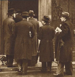 Periodistas en el No. 10, diciembre 1936 1937