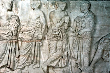 Funcionarios, friso del Partenón, 438-432 a.C.