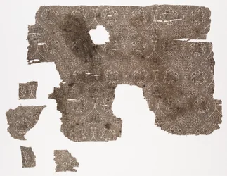 Ojivas con cuadrúpedos alados y pavos reales, 1526-1955.
