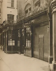 Olde Dr. Butlers Head, establecido en Masons Avenue en 1616, c1935