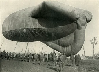 Uno de nuestros globos de observación, 1919