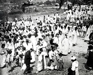 Reunión al aire libre, Corea, 1900