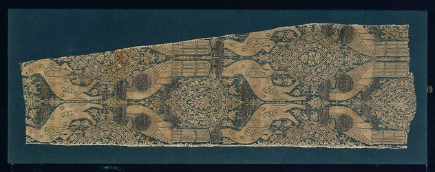 Loros y animales, 1300s