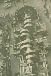Parte del cigüeñal del M.V. Britannic White Star, 27,000 toneladas, c1930
