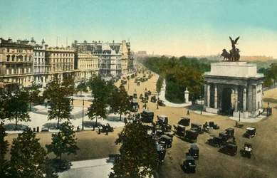 Piccadilly desde Hyde Park Corner, Londres, c. 1915