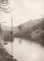 Presa de Desviación Pirahy desde arriba del Río Light and Power Works, 1914